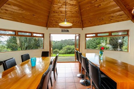 Photo of property in 223 Plymouth Road, Omata, New Plymouth, 4374