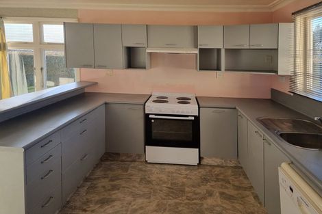 Photo of property in 28 Princess Street, Martinborough, 5711