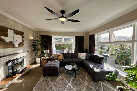 Photo of property in 14 Cecil Road, Tawa, Wellington, 5028