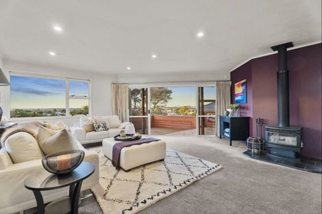 Photo of property in 18 Hepper Street, New Lynn, Auckland, 0600