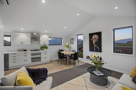 Photo of property in 3 Kintyre Court, Jacks Point, Queenstown, 9371