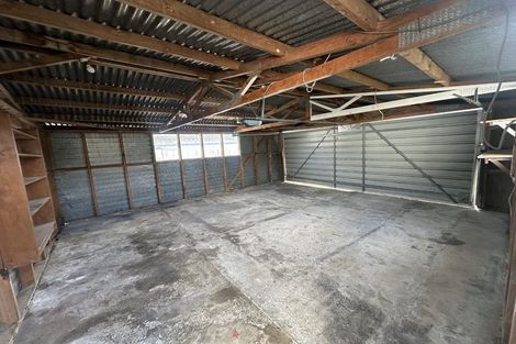 Photo of property in 8 Dennis Road, Papatoetoe, Auckland, 2025