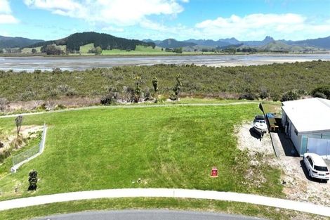 Photo of property in 229 Hamiora Street, Matarangi, 3592