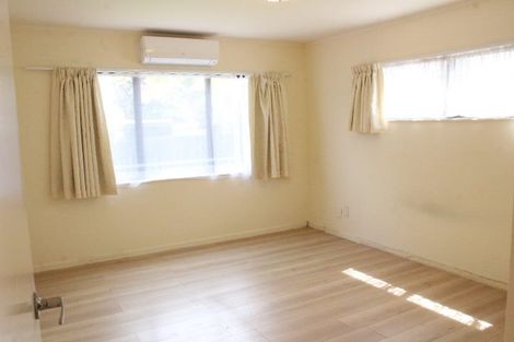 Photo of property in 1/25 De Quincey Terrace, Highland Park, Auckland, 2010