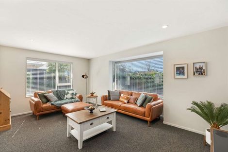 Photo of property in 73 Sequoia Way, Rangiora, 7400