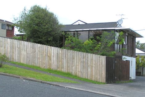 Photo of property in 1/10 Harley Road, Hauraki, Auckland, 0622