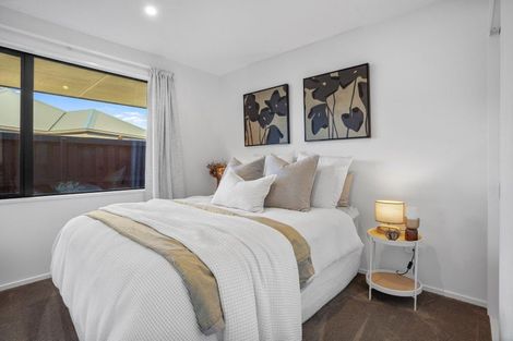 Photo of property in 8 Hotere Street, Rangiora, 7400