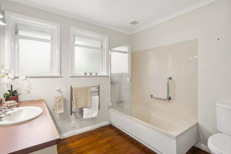 Photo of property in 4 Karepa Street, Brooklyn, Wellington, 6021