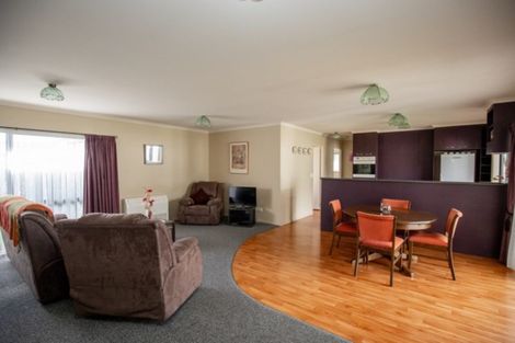 Photo of property in 54 Hayward Road, Ngatea, 3503