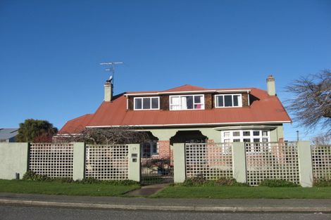 Photo of property in 15 George Street, Winton, 9720