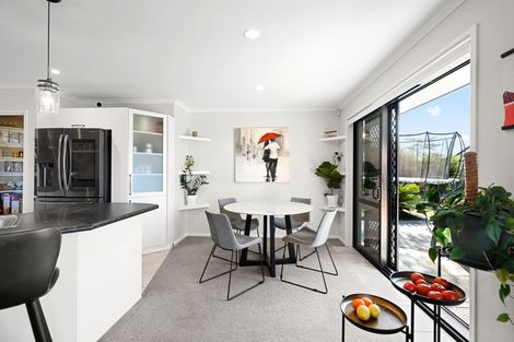 Photo of property in 35 Stoneleigh Drive, Chartwell, Hamilton, 3210