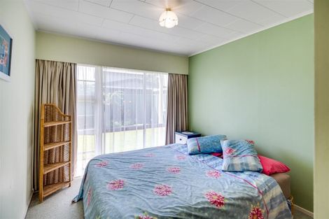 Photo of property in 22 Roskilda Crescent, Taradale, Napier, 4112