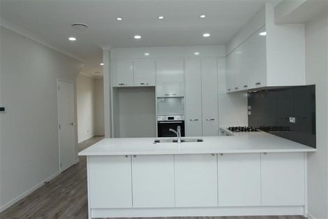 Photo of property in 9 Karokaro Road, Takanini, 2112