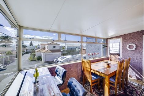 Photo of property in 14/182 Charles Street, Westshore, Napier, 4110
