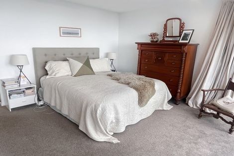 Photo of property in 3 Sanscrit Place, Richmond Hill, Christchurch, 8081