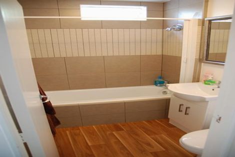 Photo of property in 2/58 Mountain Road, Epsom, Auckland, 1023