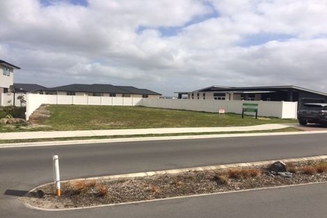 Photo of property in 41 Stace Hopper Drive, One Tree Point, 0118