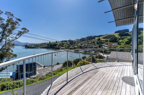 Photo of property in 40 Marine Parade, Macandrew Bay, Dunedin, 9014