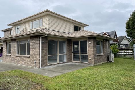 Photo of property in 6a Becroft Drive, Forrest Hill, Auckland, 0620