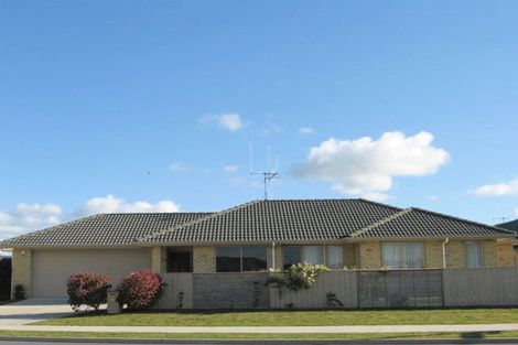 Photo of property in 706 Gloucester Road, Papamoa Beach, Papamoa, 3118