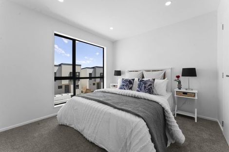 Photo of property in 7 Greenbrier Street, Westgate, 0814