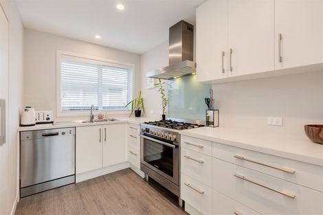 Photo of property in 34 Reynolds Avenue, Bishopdale, Christchurch, 8053