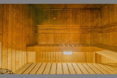 Photo of property in Halsey Apartments At Lighter Quay, 414/77 Halsey Street, Auckland Central, Auckland, 1010