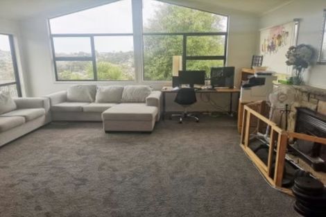 Photo of property in 67 Lynden Avenue, Hillcrest, Auckland, 0627