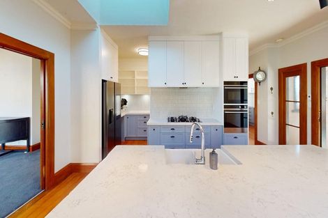 Photo of property in 10 Saint Johns Avenue, Palmerston North, 4414