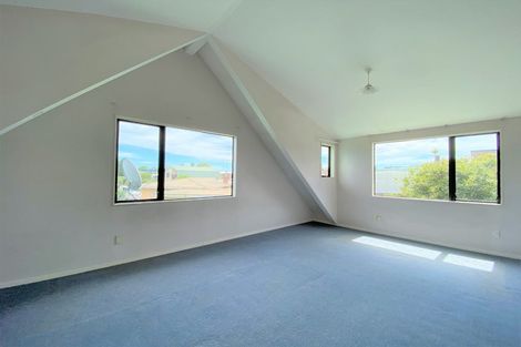 Photo of property in 8a Hillside Road, Mount Wellington, Auckland, 1062