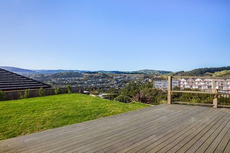 Photo of property in 14 Topsail Way, Whitby, Porirua, 5024