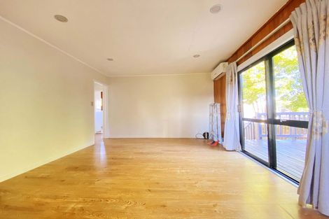 Photo of property in 9 Kopu Place, Clendon Park, Auckland, 2103