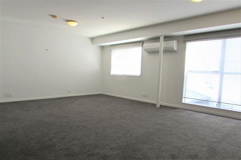Photo of property in Budget Car Rental, 9/81 Ghuznee Street, Te Aro, Wellington, 6011