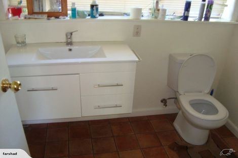 Photo of property in 38a Newnham Terrace, Upper Riccarton, Christchurch, 8041