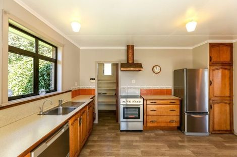 Photo of property in 21 Curtis Street, Okato, 4335
