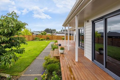 Photo of property in 14 Okarito Avenue, Levin, 5510