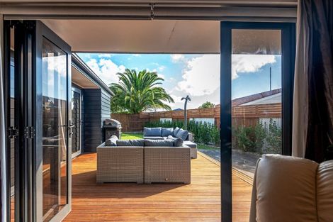 Photo of property in 9 Walnut Grove, Kelvin Grove, Palmerston North, 4414