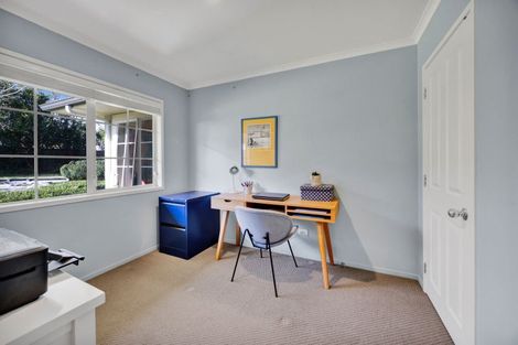 Photo of property in 51 Shelter Grove, Frankleigh Park, New Plymouth, 4310