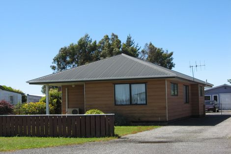 Photo of property in 23 Coates Street, Westport, 7825