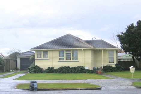 Photo of property in 9 Montgomery Crescent, Bader, Hamilton, 3206