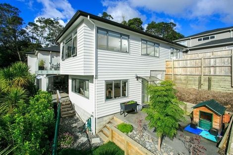 Photo of property in 106 Admirals Court Drive, Greenhithe, Auckland, 0632