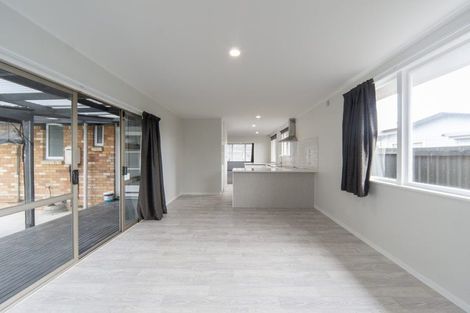 Photo of property in 27 Cotton Street, St Andrews, Hamilton, 3200
