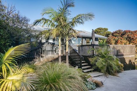 Photo of property in 15 Tutchen Avenue, Raglan, 3225