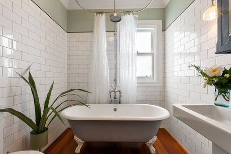 Photo of property in 9 Tonks Grove, Te Aro, Wellington, 6011