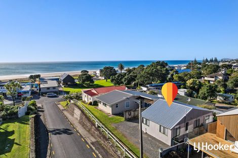 Photo of property in 21 Pacific Road, Waihi Beach, 3611