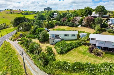 Photo of property in 1111 Whakapirau Road, Whakapirau, Maungaturoto, 0583