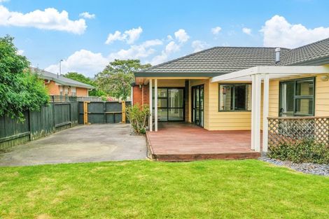 Photo of property in 7 Edgewater Grove, Whakatane, 3120
