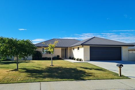 Photo of property in 17 Briar Crescent, Alexandra, 9320