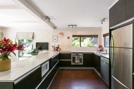 Photo of property in 46 Muritai Crescent, Havelock North, 4130