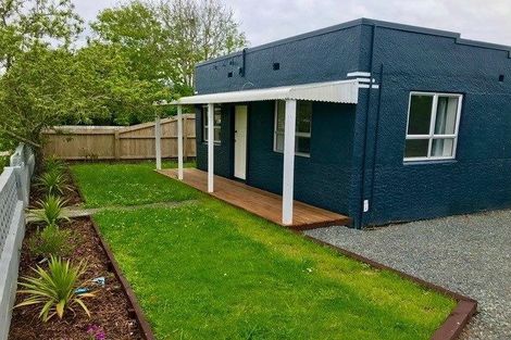 Photo of property in 17 Crispe Road, Clarks Beach, 2122